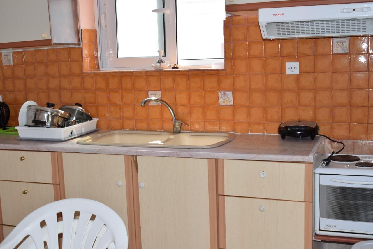 Red Sun Apartments Ammoudi Exterior foto